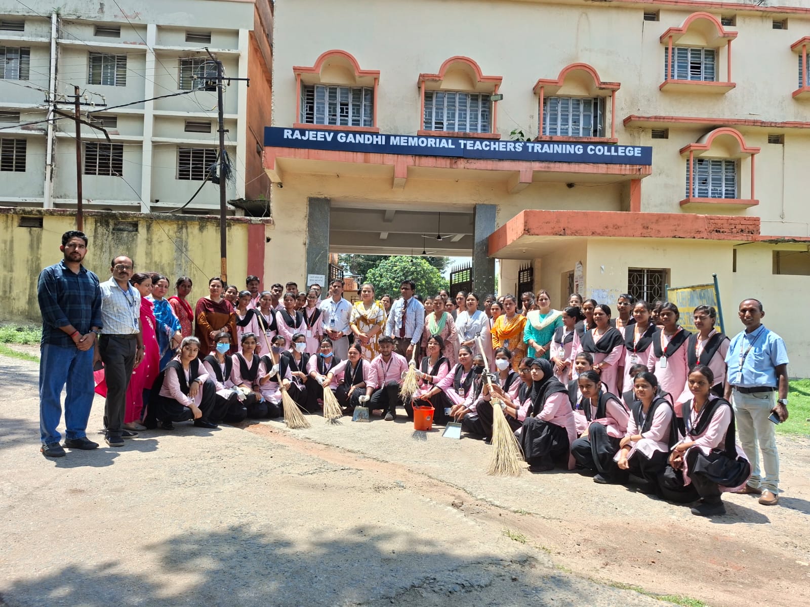 Cleanliness Programme by D.El.Ed. (2025-27 Batch)